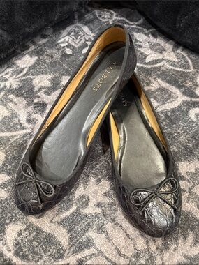 Talbots Black Croc-Embossed Ballet Flats with Bow